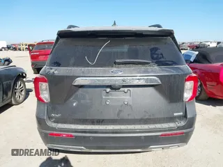 2020 Ford Explorer XLT with VIN 1FMSK7DH9LGB63359, listed as a IAAI auction lot 41758868 with 56,957 mi miles. Bid and sale history available at carsss.com. Image 16.