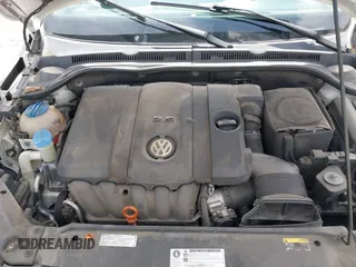 2012 Volkswagen Jetta SE z VIN 3VWDP7AJ3CM401411, wystawiony jako IAAI lot #42374516 z przebiegiem 222 317 mil mil oraz . Historia ofert i sprzedaży dostępna na DreamBid. Obrazek 10.