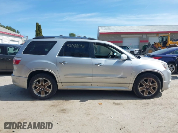 2012 GMC Acadia Denali with VIN 1GKKVTED3CJ381773, listed as a IAAI auction lot 42088013 with 171,132 mi miles. Bid and sale history available at carsss.com. Image 13.