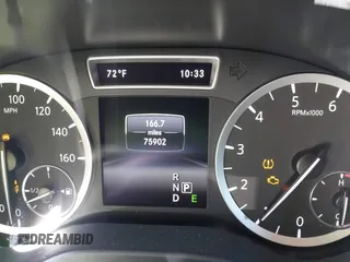 2017 Infiniti QX30 Luxury with VIN SJKCH5CR8HA032677, listed as a IAAI auction lot 40474574 with 75,902 mi miles. Bid and sale history available at carsss.com. Image 7.