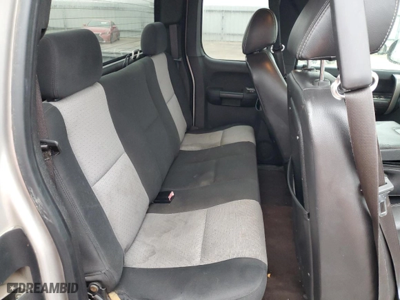 2008 Chevrolet Silverado 1500 LT w/1LT with VIN 2GCEC19J181144297, listed as a Copart auction lot 44444975 with 269,756 mi miles and Salvage Title. Bid and sale history available at carsss.com. Image 10.