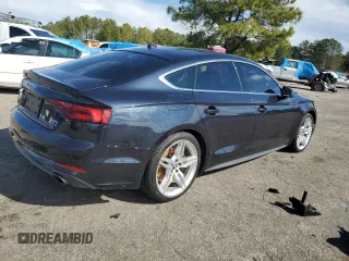 2018 Audi A5 Sportback Premium Plus with VIN WAUENCF56JA072969, listed as a Copart auction lot 39968134 with 61,683 mi miles. Bid and sale history available at carsss.com. Image 3.