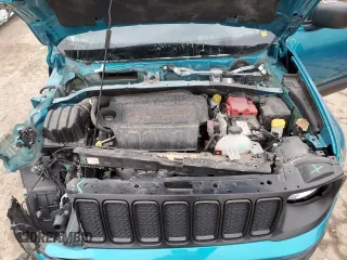 2021 Jeep Renegade Upland z VIN ZACNJDAB2MPM64575, wystawiony jako Copart lot #42279995 z przebiegiem 59 107 mil mil oraz Szkoda całkowita • Salvage title. Historia ofert i sprzedaży dostępna na DreamBid. Obrazek 12.