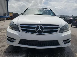 2014 Mercedes-Benz C 250 Sport with VIN WDDGF4HB2ER304272, listed as a Copart auction lot 59525555 with 149,846 mi miles and Salvage title. Bid and sale history available at DreamBid. Image 5.