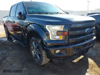 2015 Ford F-150 XLT w/HD Payload Pkg with VIN 1FTFW1EG4FFC97087, listed as a IAAI auction lot 41282930 with 121,506 mi miles. Bid and sale history available at carsss.com. Image 1.