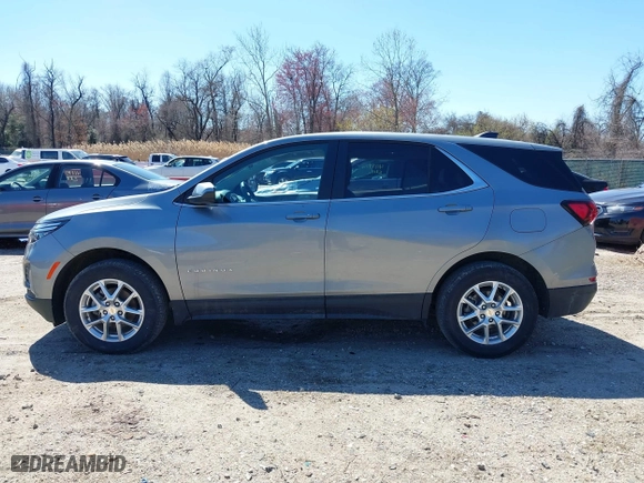 2024 Chevrolet Equinox LT with VIN 3GNAXTEG1RL271440, listed as a IAAI auction lot 41863055 with 20,746 mi miles. Bid and sale history available at carsss.com. Image 14.