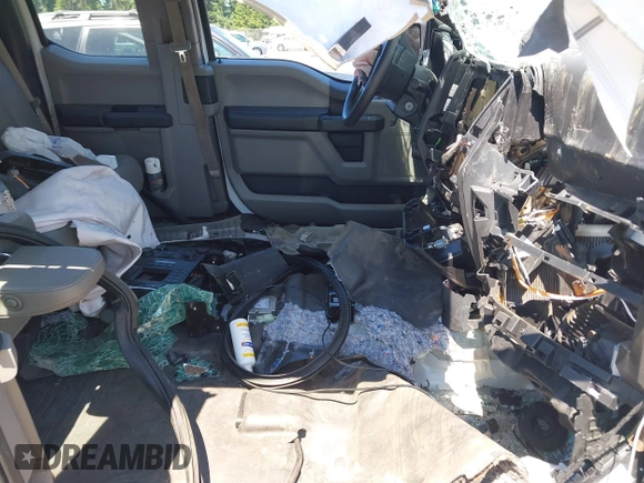 2019 Ford F-150 XL z VIN 1FTEX1CP9KKD06220, wystawiony jako IAAI lot #42606017 z przebiegiem Nie podano mil oraz . Historia ofert i sprzedaży dostępna na DreamBid. Obrazek 5.