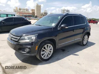 2012 Volkswagen Tiguan LE z VIN WVGAV7AX1CW529240, wystawiony jako Copart lot #58011505 z przebiegiem 218 479 mil mil oraz Szkoda całkowita • Salvage title. Historia ofert i sprzedaży dostępna na DreamBid. Obrazek 1.