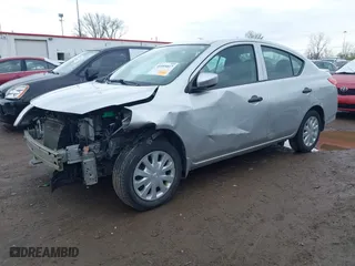 2019 Nissan Versa Sedan SV with VIN 3N1CN7AP1KL815688, listed as a IAAI auction lot 41955017 with 72,151 mi miles. Bid and sale history available at carsss.com. Image 2.