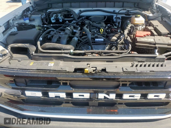 2024 Ford Bronco Outer Banks z VIN 1FMDE8BH8RLA81101, wystawiony jako Copart lot #56736785 z przebiegiem 5 437 mil mil oraz Szkoda całkowita • Salvage title. Historia ofert i sprzedaży dostępna na DreamBid. Obrazek 12.
