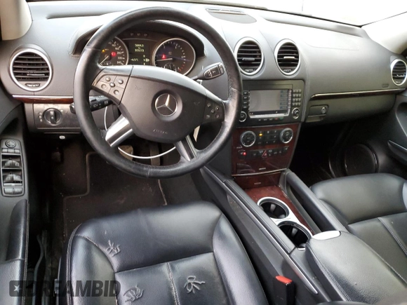 2008 Mercedes-Benz GL-Class 3.0L CDI with VIN 4JGBF22E98A425116, listed as a Copart auction lot 71813654 with 305,273 mi miles and Salvage Title. Bid and sale history available at carsss.com. Image 8.