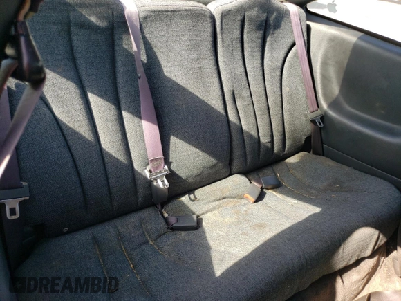 2005 Chevrolet Cavalier с VIN 1G1JC12F057106586, выставлен на аукционе Copart как лот 58269535 с пробегом 174 182 миль миль и Списание • Salvage title. История ставок и продаж доступна на DreamBid. Изображение 10.