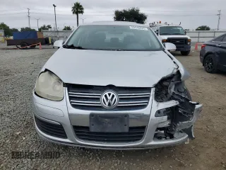 2007 Volkswagen Jetta Wolfsburg Edition with VIN 3VWEF71K57M138599, listed as a Copart auction lot 59546025 with 205,460 mi miles and Salvage title. Bid and sale history available at DreamBid. Image 5.