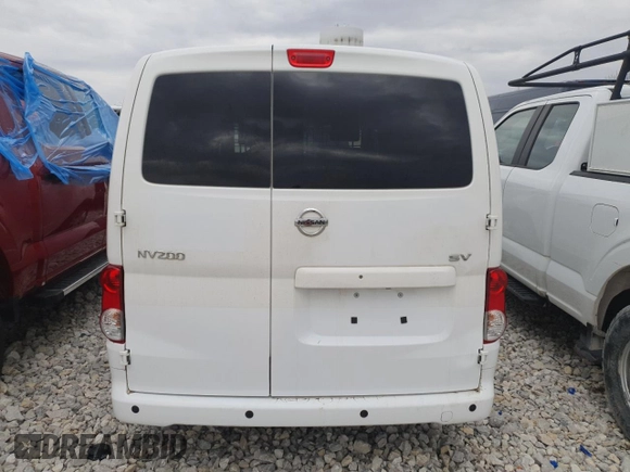 2021 Nissan NV200 S z VIN 3N6CM0KN2MK700673, wystawiony jako Copart lot #47874355 z przebiegiem 71 906 mil mil oraz Czysty tytuł • Clean title. Historia ofert i sprzedaży dostępna na DreamBid. Obrazek 6.