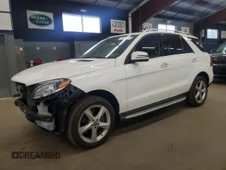 2017 Mercedes-Benz GLE 350 z VIN 4JGDA5HB9HA960968, wystawiony jako Copart lot #59335245 z przebiegiem 88 748 mil mil oraz Szkoda całkowita • Salvage title. Historia ofert i sprzedaży dostępna na DreamBid. Obrazek 1.