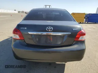 2009 Toyota Yaris z VIN JTDBT903891317448, wystawiony jako Copart lot #56153315 z przebiegiem 209 441 mil mil oraz Szkoda całkowita • Salvage title. Historia ofert i sprzedaży dostępna na DreamBid. Obrazek 6.