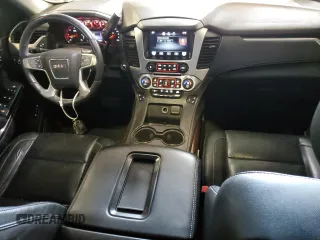 2015 GMC Yukon XL SLT z VIN 1GKS2HKC2FR135014, wystawiony jako Copart lot #55477295 z przebiegiem 144 101 mil mil oraz Czysty tytuł • Clean title. Historia ofert i sprzedaży dostępna na DreamBid. Obrazek 8.