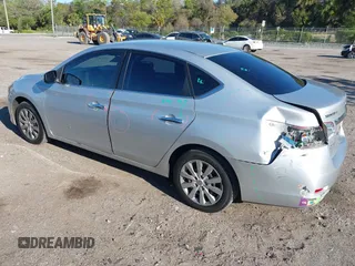 2014 Nissan Sentra SR z VIN 3N1AB7AP1EY218581, wystawiony jako IAAI lot #41853117 z przebiegiem 125 967 mil mil oraz . Historia ofert i sprzedaży dostępna na DreamBid. Obrazek 3.