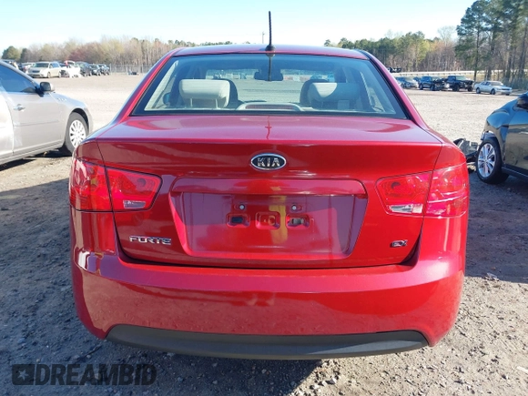 2010 Kia Forte EX z VIN KNAFU4A22A5302042, wystawiony jako IAAI lot #41875786 z przebiegiem 236 529 mil mil oraz . Historia ofert i sprzedaży dostępna na DreamBid. Obrazek 16.