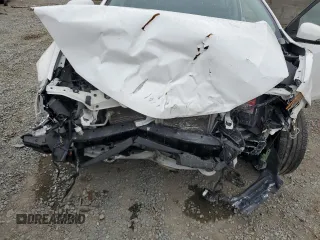 2019 Toyota Corolla L z VIN 2T1BURHE3KC137184, wystawiony jako Copart lot #59637165 z przebiegiem 84 197 mil mil oraz Szkoda całkowita • Salvage title. Historia ofert i sprzedaży dostępna na DreamBid. Obrazek 11.