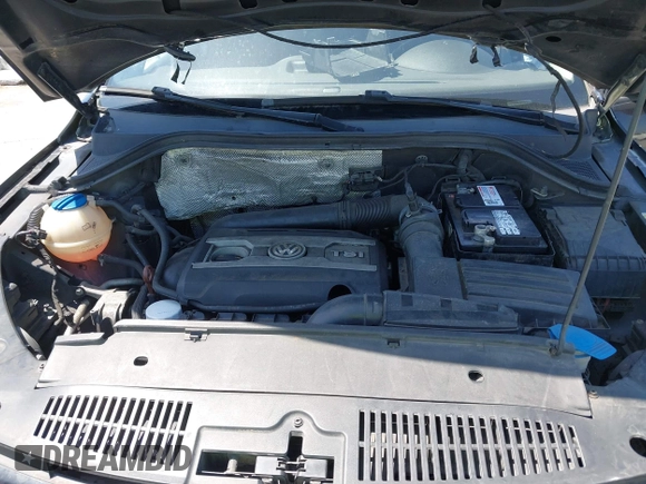 2013 Volkswagen Tiguan SE with VIN WVGAV7AXXDW542019, listed as a IAAI auction lot 42482696 with 193,383 mi miles and . Bid and sale history available at DreamBid. Image 10.