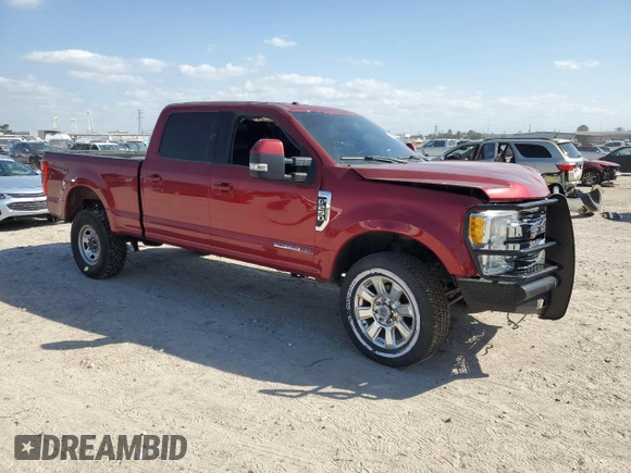 2017 Ford F-250 Lariat with VIN 1FT7W2BT1HEC30760, listed as a Copart auction lot 48544695 with 164,314 mi miles and Clean title. Bid and sale history available at DreamBid. Image 4.