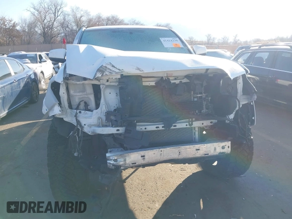 2017 Toyota Tacoma SR5 с VIN 3TMCZ5AN8HM062622, выставлен на аукционе IAAI как лот 41414330 с пробегом 39 399 миль миль и . История ставок и продаж доступна на DreamBid. Изображение 6.