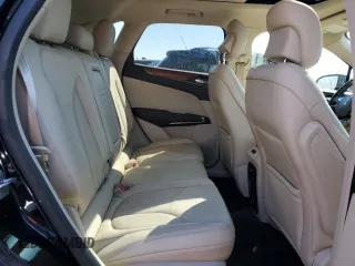 2018 Lincoln MKC Select with VIN 5LMCJ2D96JUL00594, listed as a Copart auction lot 52598735 with 78,839 mi miles and Clean title. Bid and sale history available at DreamBid. Image 11.