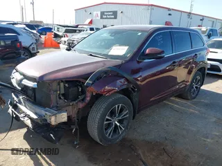 2018 Toyota Highlander LE with VIN 5TDZARFH0JS036002, listed as a IAAI auction lot 42281311 with 106,714 mi miles and . Bid and sale history available at DreamBid. Image 18.
