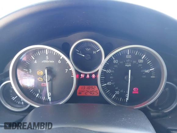 2006 Mazda MX-5 Miata Touring z VIN JM1NC25F560104482, wystawiony jako IAAI lot #42045035 z przebiegiem 131 892 mil mil oraz . Historia ofert i sprzedaży dostępna na DreamBid. Obrazek 7.