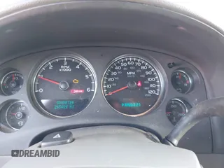 2007 Chevrolet Silverado 1500 1LT with VIN 3GCEC13J27G519225, listed as a IAAI auction lot 41458525 with 265,489 mi miles and . Bid and sale history available at DreamBid. Image 7.
