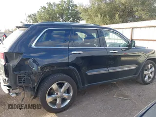 2013 Jeep Grand Cherokee Overland with VIN 1C4RJECT2DC546634, listed as a IAAI auction lot 41180807 with 111,897 mi miles. Bid and sale history available at carsss.com. Image 14.