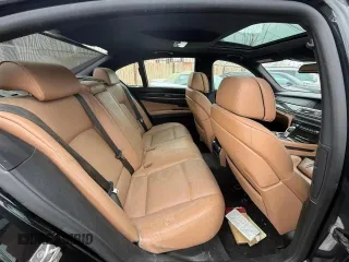 2012 BMW 7 Series 750i с VIN WBAKA8C5XCDX01120, выставлен на аукционе Copart как лот 47065425 с пробегом 71 313 миль миль и Списание • Salvage title. История ставок и продаж доступна на DreamBid. Изображение 6.