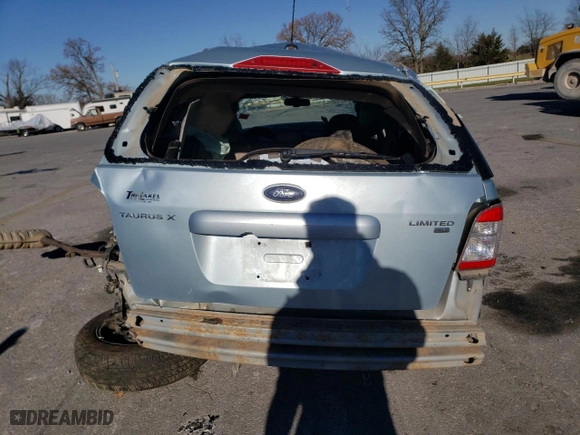 2008 Ford Taurus X Limited with VIN 1FMDK06W48GA39339, listed as a Copart auction lot 83315734 with 140,922 mi miles and Salvage Title. Bid and sale history available at carsss.com. Image 6.