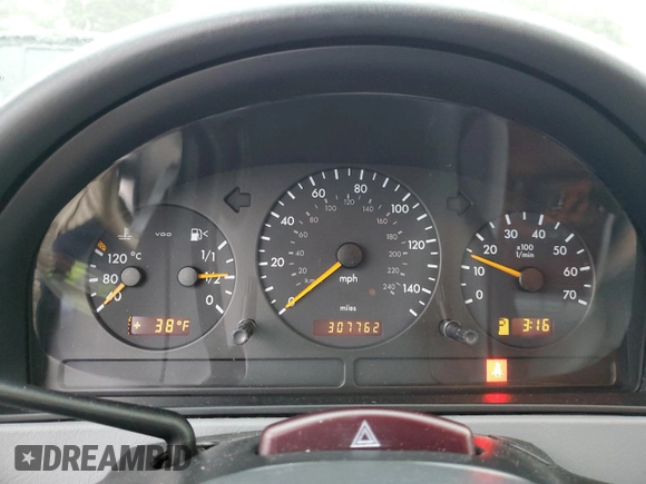 2004 Mercedes-Benz M-Class 3.5L with VIN 4JGAB57E74A489344, listed as a Copart auction lot 81976244 with 307,762 mi miles and Salvage Title. Bid and sale history available at carsss.com. Image 9.