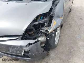 2006 Toyota Prius with VIN JTDKB20U163193431, listed as a IAAI auction lot 41834223 with 210,580 mi miles. Bid and sale history available at carsss.com. Image 6.