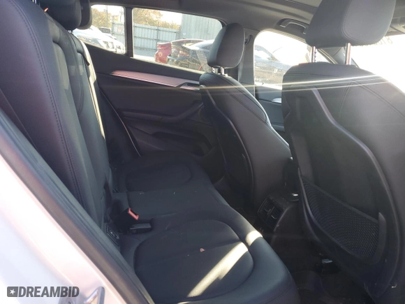 2021 BMW X2 xDrive28i with VIN WBXYJ1C00M5S24107, listed as a Copart auction lot 81824504 with 29,376 mi miles and Salvage Title. Bid and sale history available at carsss.com. Image 10.