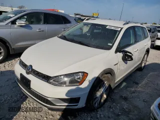 2017 Volkswagen Golf S z VIN 3VWH17AU3HM508771, wystawiony jako Copart lot #68573984 z przebiegiem 100 233 mil mil oraz Szkoda całkowita • Salvage title. Historia ofert i sprzedaży dostępna na DreamBid. Obrazek 1.