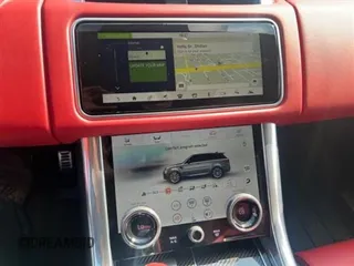 2022 Land Rover Range Rover Sport SVR z VIN SALWZ2RE6NA244093, wystawiony jako Copart lot #59608885 z przebiegiem 9 485 mil mil oraz Szkoda całkowita • Salvage title. Historia ofert i sprzedaży dostępna na DreamBid. Obrazek 9.