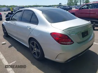 2016 Mercedes-Benz C 450 AMG z VIN 55SWF6EB2GU130541, wystawiony jako IAAI lot #42228358 z przebiegiem 120 970 mil mil oraz . Historia ofert i sprzedaży dostępna na DreamBid. Obrazek 3.