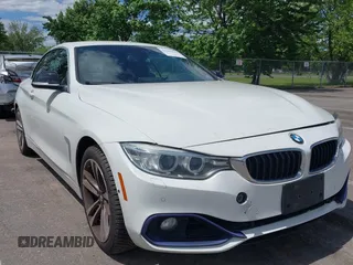 2015 BMW 4 Series 435i xDrive z VIN WBA3T7C55FPW79362, wystawiony jako IAAI lot #42308844 z przebiegiem 97 951 mil mil oraz . Historia ofert i sprzedaży dostępna na DreamBid. Obrazek 1.