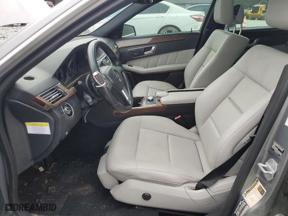 2013 Mercedes-Benz E-Class E 350 Luxury with VIN WDDHF5KB1DA676167, listed as a Copart auction lot 53301695 with 0 mi miles and Salvage Title. Bid and sale history available at carsss.com. Image 7.