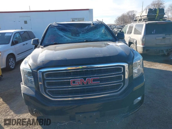 2018 GMC Yukon XL SLT with VIN 1GKS2GKC4JR353846, listed as a IAAI auction lot 41258231 with 74,073 mi miles. Bid and sale history available at carsss.com. Image 13.
