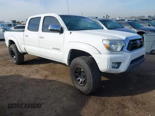 2013 Toyota Tacoma with VIN 3TMMU4FN3DM057649, listed as a IAAI auction lot 41583299 with 89,930 mi miles. Bid and sale history available at carsss.com. Image 1.