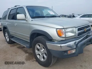 1999 Toyota 4Runner SR5 with VIN JT3GN86R1X0123115, listed as a IAAI auction lot 41505478 with 173,141 mi miles. Bid and sale history available at carsss.com. Image 1.
