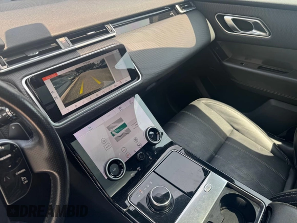 2019 Land Rover Range Rover Velar S with VIN SALYB2EX4KA212887, listed as a Copart auction lot 61399965 with 100,330 mi miles and Clean title. Bid and sale history available at DreamBid. Image 10.