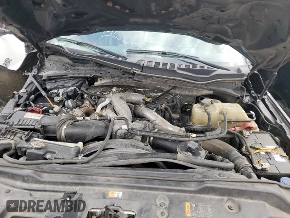 2022 Ford F-350 XL with VIN 1FT8W3DT1NEG22706, listed as a Copart auction lot 44032965 with 352,453 mi miles and Non Repairable. Bid and sale history available at DreamBid. Image 12.