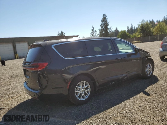 2023 Chrysler Pacifica Touring L with VIN 2C4RC1BG3PR628150, listed as a Copart auction lot 66003805 with 45,870 mi miles and Salvage title. Bid and sale history available at DreamBid. Image 3.