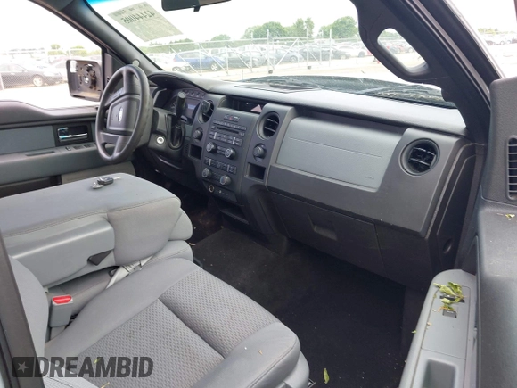 2012 Ford F-150 XL z VIN 1FTFX1EF4CKE22564, wystawiony jako IAAI lot #42444005 z przebiegiem 127 308 mil mil oraz . Historia ofert i sprzedaży dostępna na DreamBid. Obrazek 5.