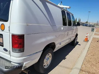 2007 Ford Econoline Cargo Commercial z VIN 1FTNE24LX7DA66517, wystawiony jako IAAI lot #42566208 z przebiegiem 125 518 mil mil oraz . Historia ofert i sprzedaży dostępna na DreamBid. Obrazek 27.
